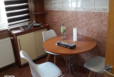 Apartament cu 3 camere semidecomandat, mobilat în Colentina - 15