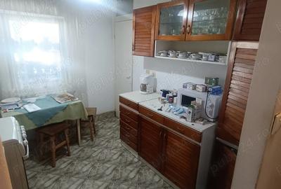 Apartament 2 camere, decomandat, 47 mp, etaj 4 - 3