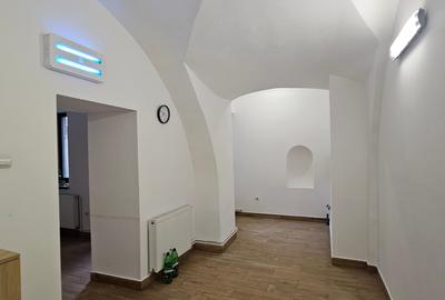 Spațiu comercial, de 26 mp, în Ultracentral - 1