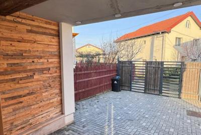 Casă cu 4 camere cu Canalizare în Central - 10