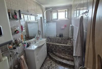 Vanzare apartament cu 3 camere - 5