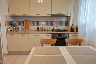 Apartament cu 3 camere decomandat în Băneasa - 8