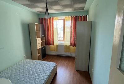 Apartament cu 4 camere decomandat, mobilat în Peninsula - 9