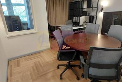 Apartament cu 3 camere decomandat în Decebal - 8