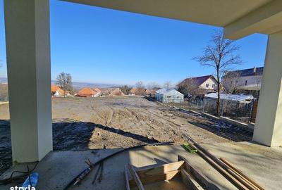 Casă cu 4 camere cu Teren 878 Mp în Feleacu - 2