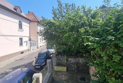 Apartament de doua camere  la casa , cu gradina zona centrul Istoric - 10