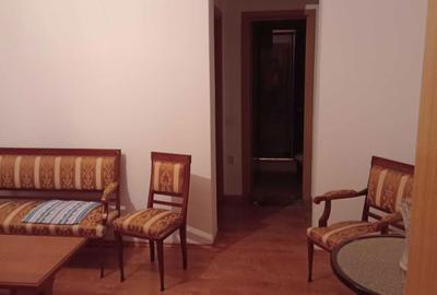 Apartament cu 2 camere nedecomandat în Berceni