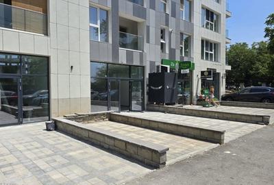 Spatiu comercial nou, ideal pentru afacerea ta! - 1