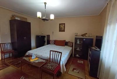 Casă individuală cu 4 camere cu Teren 632 Mp în Cugir - 2