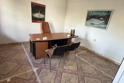 Casă cu 3 camere cu Teren 200 Mp în Eroii Revoluției