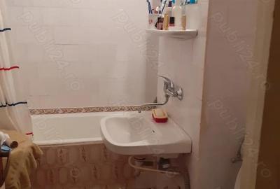 Vanzare Apart. 2 camere cf.1 dec, suprafata utila este de 50.mp., etajul 2 din 4 zona Radu Negru Vanzare Apart. 2 camere cf.1 dec, suprafata utila este de 50.mp., etajul 2 din 4 zona Radu Negru - 14