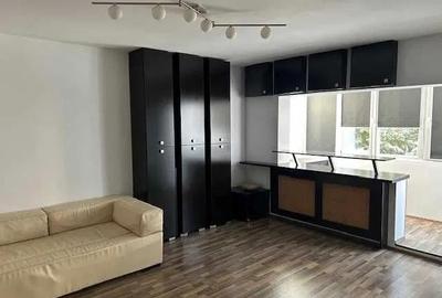 Apartament cu 3 camere decomandat, mobilat în Olteniței