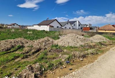 Teren de 1150 mp, în Central