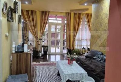 Casă cu 7 camere cu Teren 600 Mp în Chețani - 14
