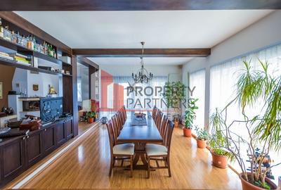 Vilă in Bran cu teren de 28.000 mp și priveliște spectaculoasa Vilă in Bran cu teren de 28.000 mp și priveliște spectaculoasa - 5