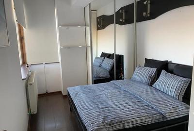 Apartament cu 2 camere decomandat în Străulești