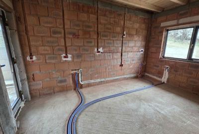 Casă cu 4 camere în Central - 3