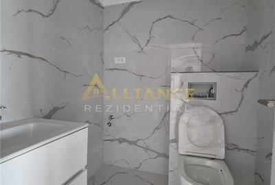 Penthouse cu 3 camere decomandat în Central - 6