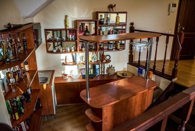 Casă individuală cu 9 camere cu Canalizare în Unirii - 19