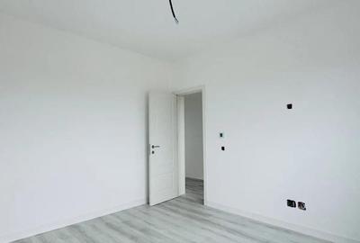 Casă cu 4 camere în Moșnița Nouă