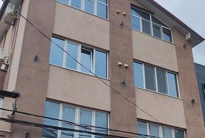 PENSIUNE - TROCADERO - 2