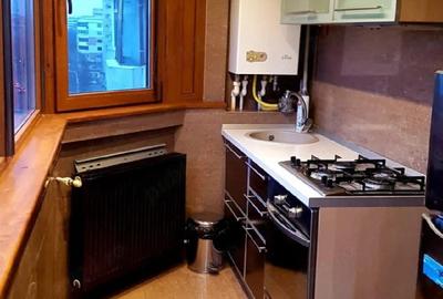 Apartament cu 2 camere decomandat în Barieră - 3