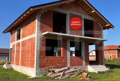 CASA DE VANZARE LA ROSU IN CIHEI, STRADA INCHISA,ZONA LINISTITA - 3