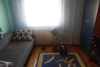 Inchirieez apartament 3 camere decomandat Deva, Liliacului, PARCARE - 4