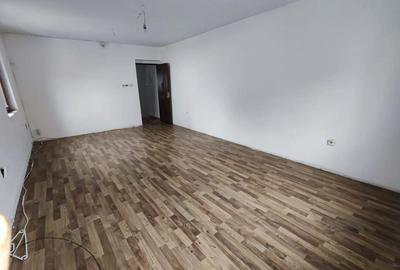 Casă cu 2 camere cu Canalizare în Dâmbovița - 7