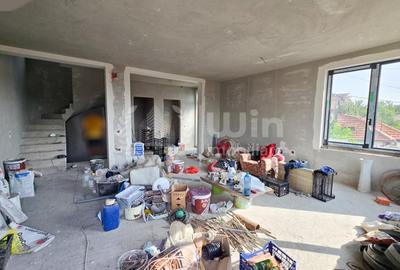 Duplex cu 4 camere cu Canalizare în Dâmbul Rotund - 2
