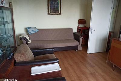 Apartament cu 3 camere semidecomandat în Central - 7