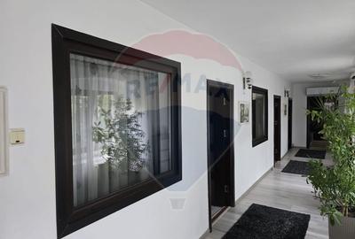 Casa / Vila cu 5 camere de vanzare - 14