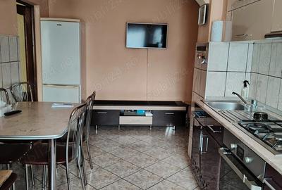 Apartament cu 2 camere semidecomandat în Central - 1