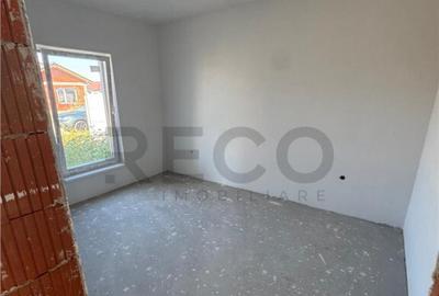 Casă cu 4 camere cu Teren 500 Mp în Sântandrei - 4