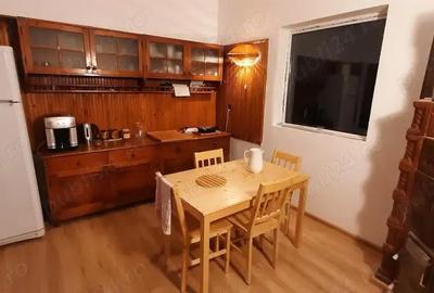 Casă cu 6 camere cu Teren 3000 Mp în Grădiștea - 1