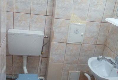 Garsoniera de inchiriat in micro 14 - 3