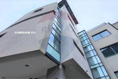 Birou, de 77.5 mp, în Central - 9