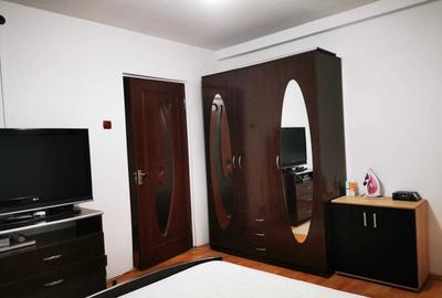 Apartament cu 3 camere decomandat în Berceni - 6