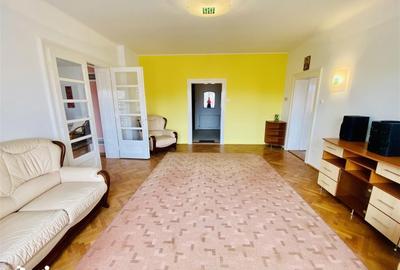 Apartament cu 4 camere decomandat în Sub Arini - 9