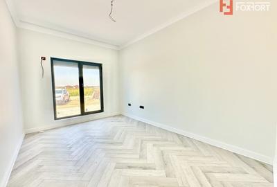 Duplex cu 4 camere cu Canalizare în Moșnița Nouă - 10