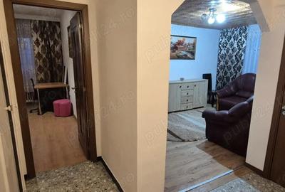 Apartament cu 3 camere semidecomandat în Central - 5