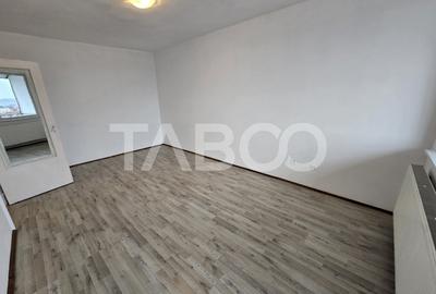 Apartament decomandat de vanzare cu 3 camere balcon zona Mihai Viteazu - 3