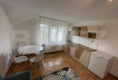 Apartament cu 3 camere decomandat în Central - 2