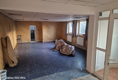 Spațiu comercial, în Central - 2