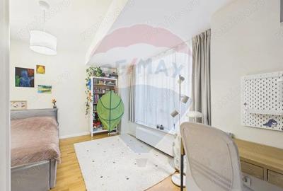 Apartament cu 4 camere semidecomandat, mobilat în Unirii - 9