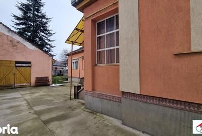 Casă cu 2 camere cu Teren 435 Mp în Titulescu - 2