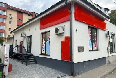 Spațiu comercial, de 38 mp, în Central