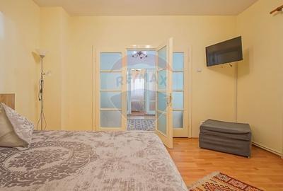 Casă cu 8 camere cu Teren 485 Mp în Central - 3