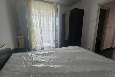 Apartament cu 2 camere semidecomandat, mobilat în Pajura - 3