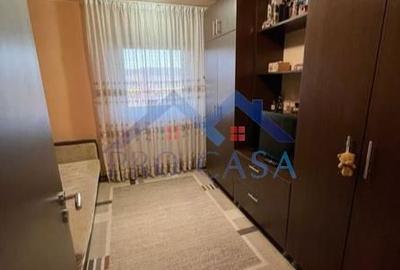 Apartament cu 3 camere, mobilat în Cetate - 5